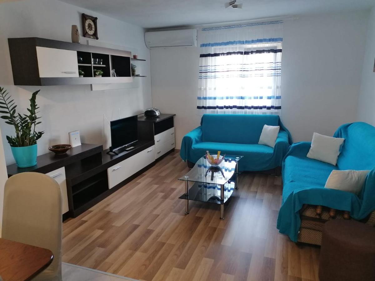 Apartment Slavica Trogir Exterior foto
