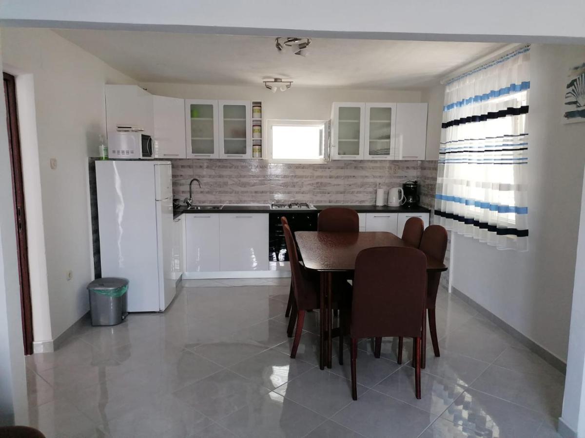 Apartment Slavica Trogir Exterior foto