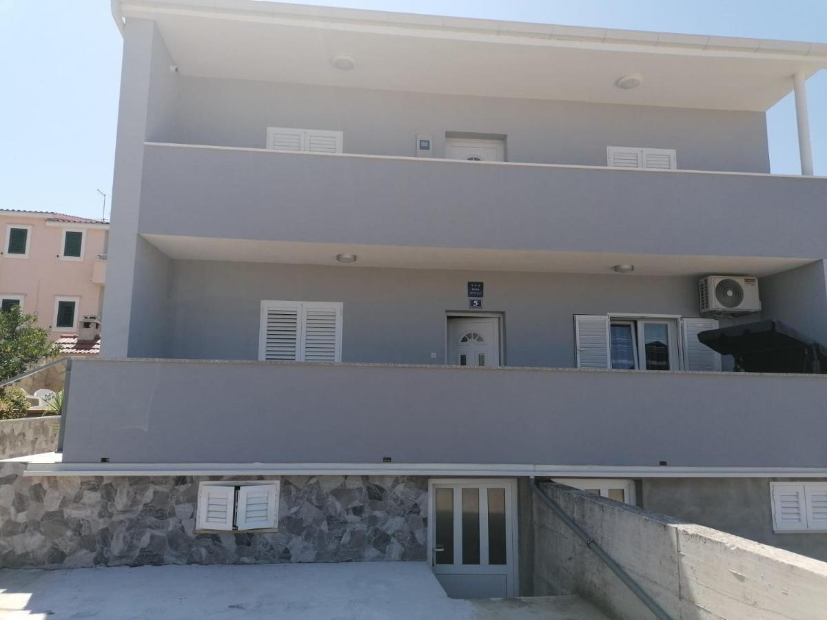 Apartment Slavica Trogir Exterior foto